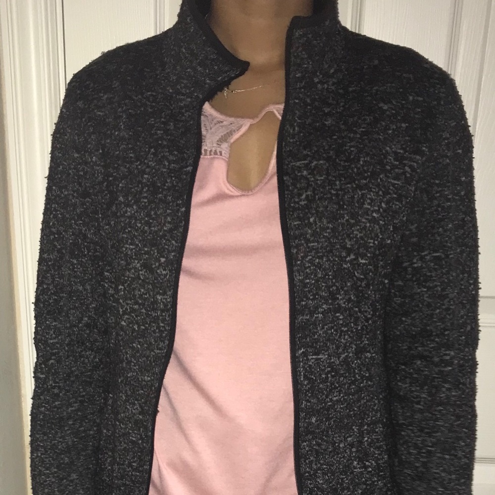 Fleece jackets with inner & outer pockets